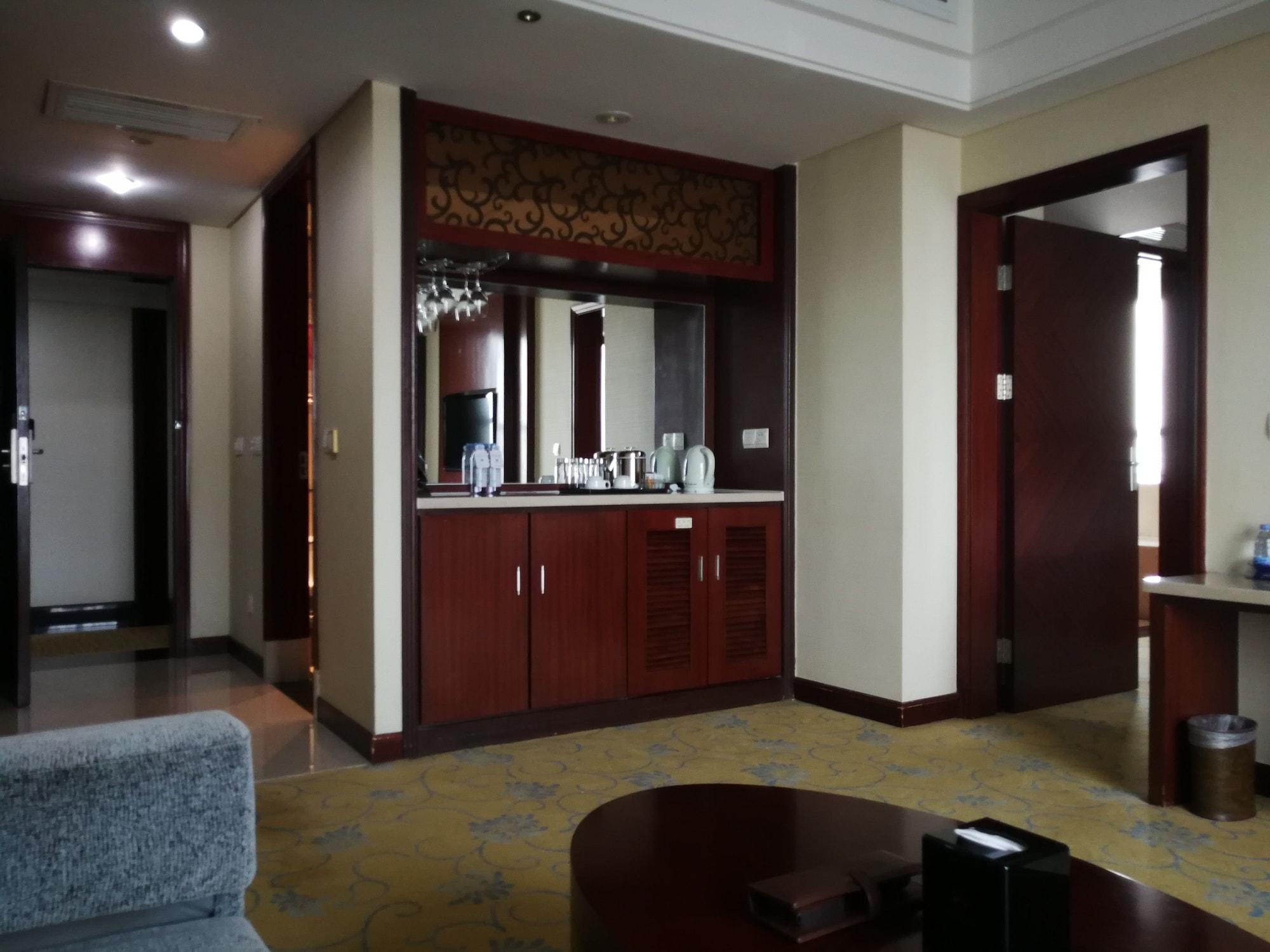 Daysun International Hotel Гуанчжоу Экстерьер фото