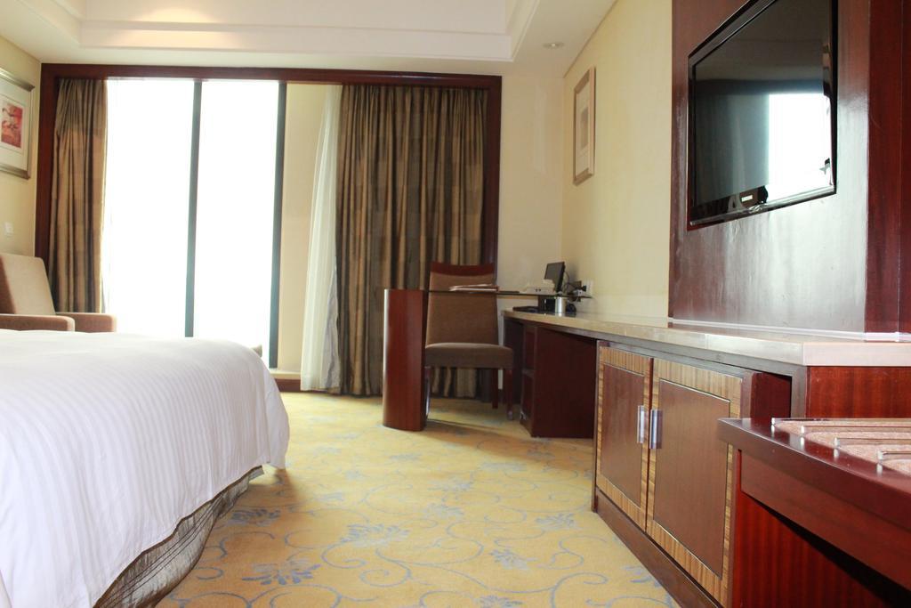 Daysun International Hotel Гуанчжоу Экстерьер фото